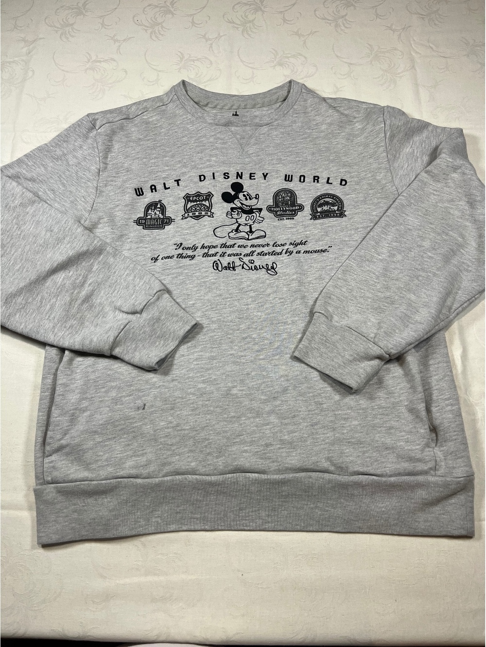 Authentic Disney Parks Crewneck Sweatshirt Gray Embroidered Size XL